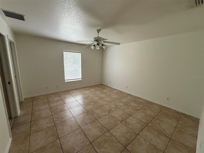 Building Photo - 3305 Circleville St