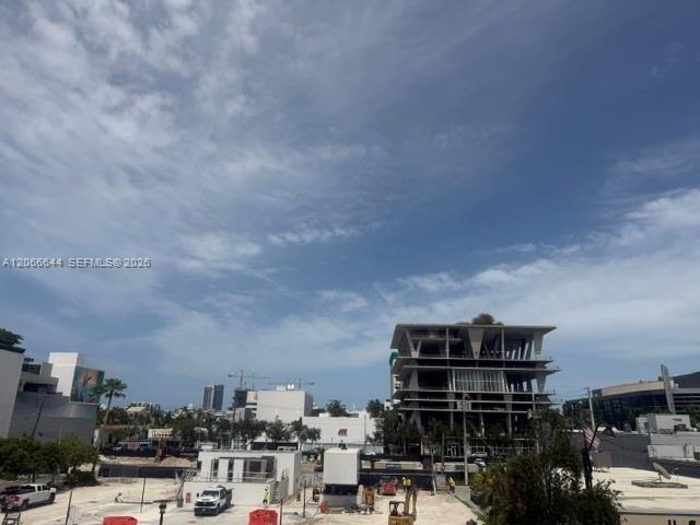 Building Photo - 1666 West Ave