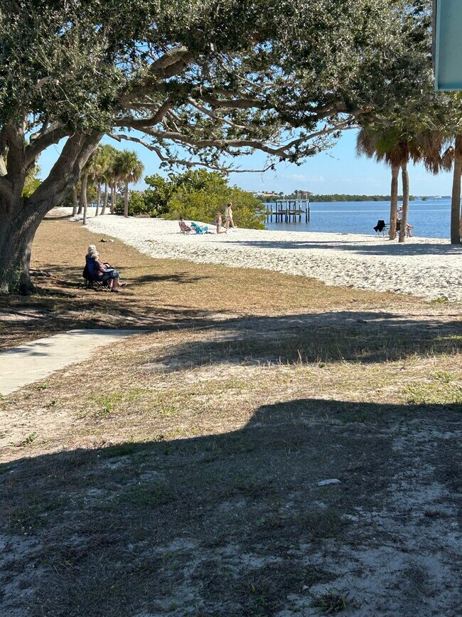 Building Photo - 19505 Quesada Ave