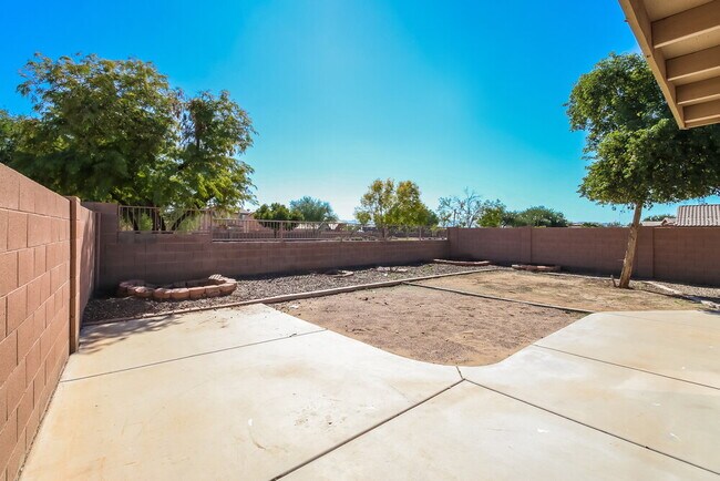 Building Photo - 501 S 112th Dr