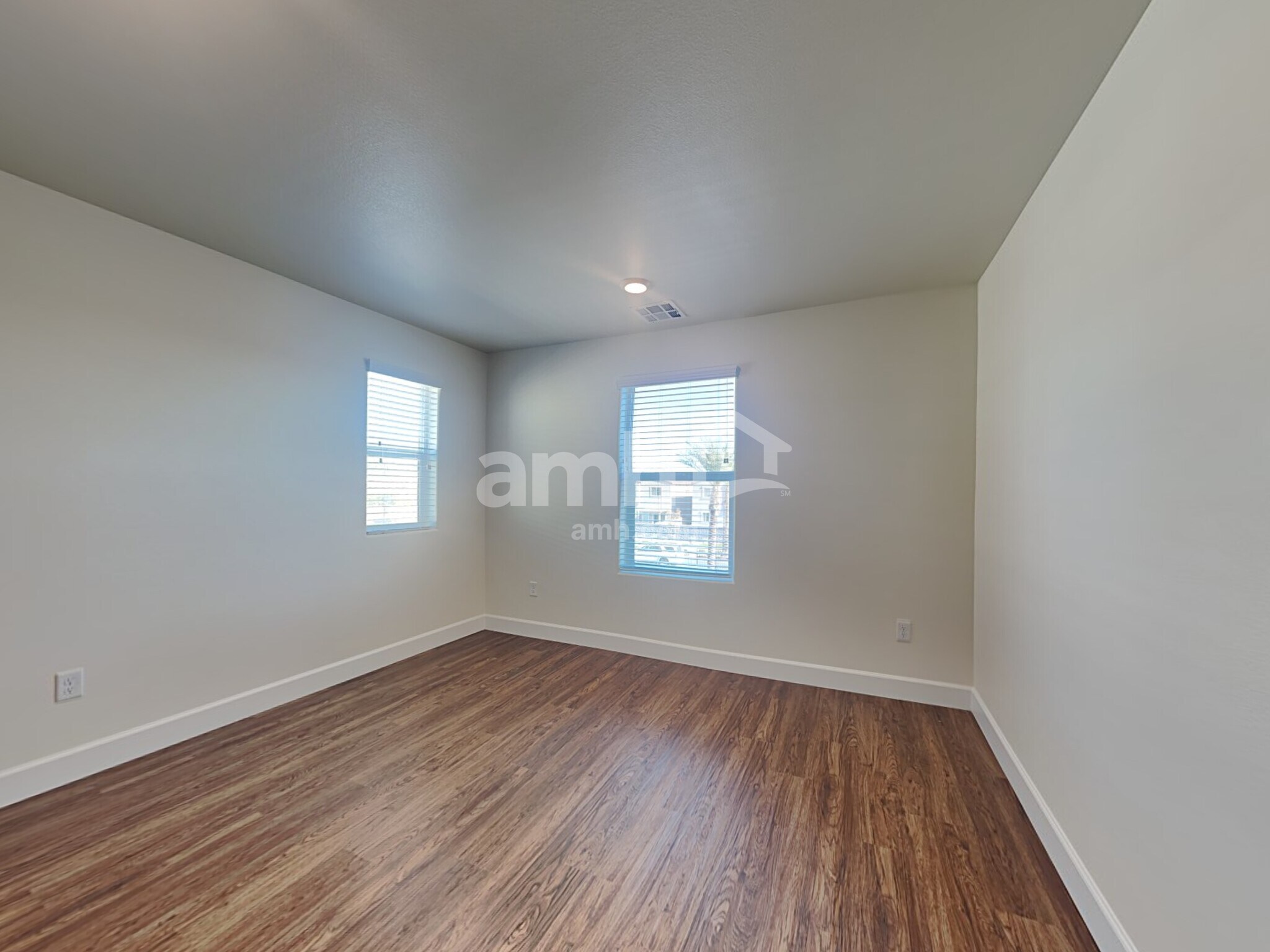 Building Photo - 4754 Tree Swing St