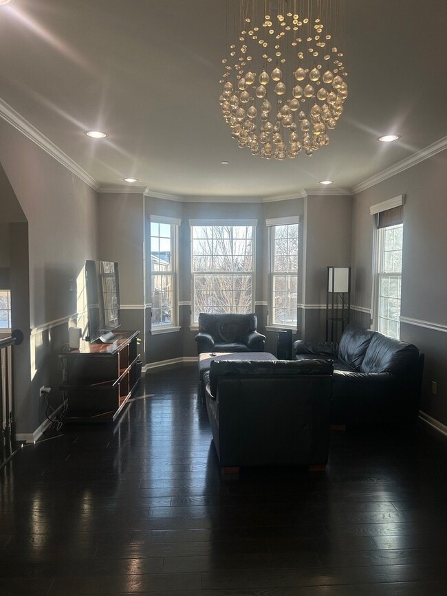 Building Photo - 2995 Henley Ln