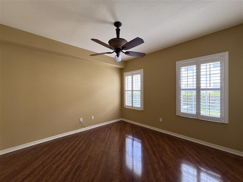 Building Photo - 600 Mirabella Cir