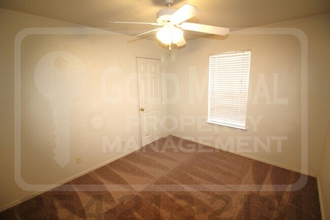 Building Photo - 4302 Hank Dr