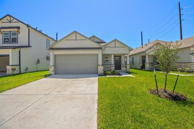 Building Photo - 6643 Escondido Dr