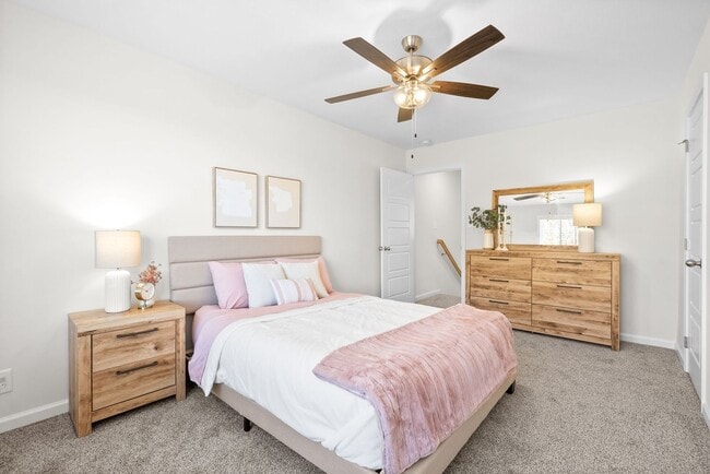 Building Photo - 2 Bedroom Condo For Rent Near Riverside Drive!