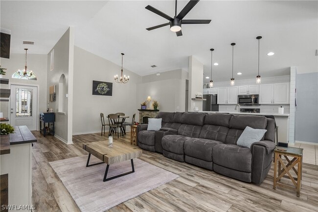 Building Photo - 21572 Brixham Run Loop