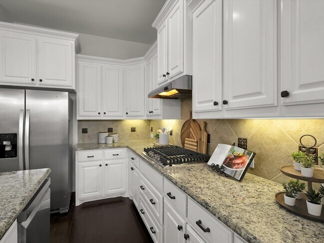 Building Photo - 4225 Aspen Grove Ct