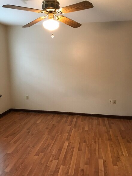 Building Photo - 2246 Cedar Way
