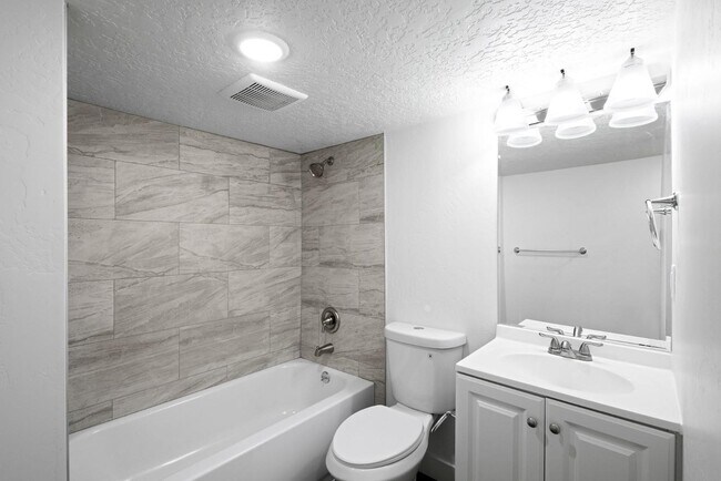 Building Photo - 781 S 1800 W