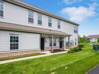Building Photo - 5861 Yellowfin Ln
