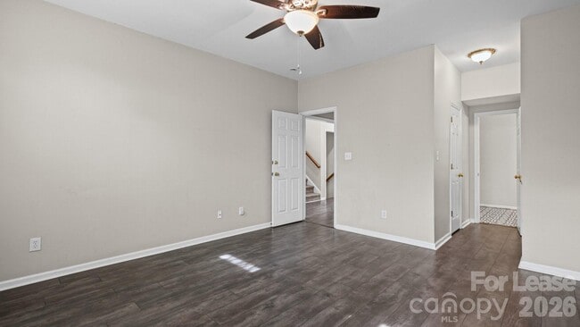 Building Photo - 125 Forest Ridge Rd