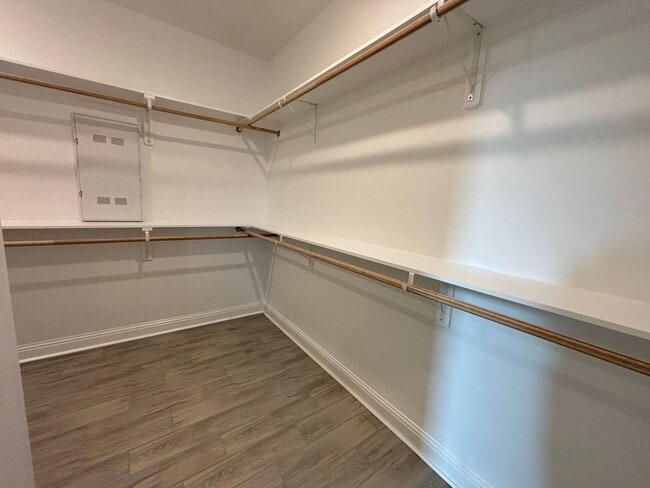 Building Photo - Like NEW, 4 BEDROOM in NORTH BOSSIER...