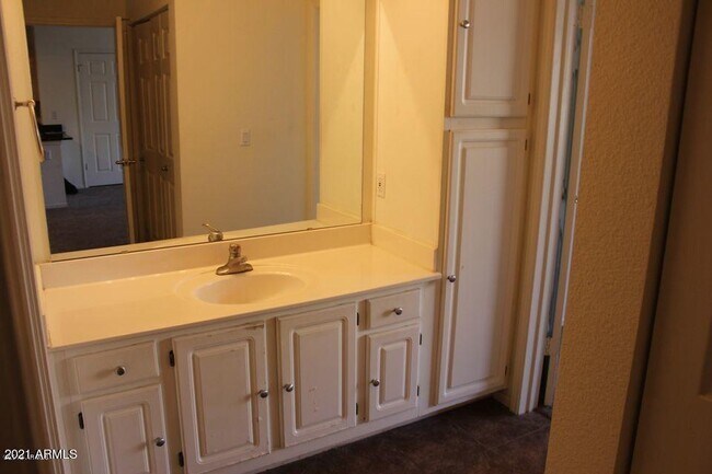 Building Photo - 7009 E Acoma Dr