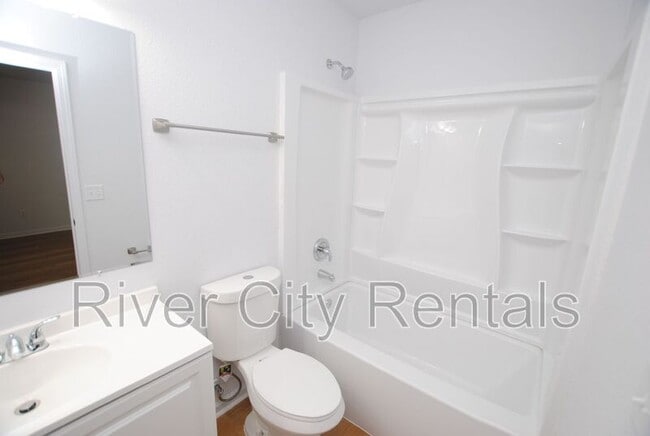 Building Photo - 5749 Silver Sands Cir