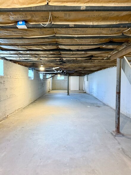 Building Photo - 954 S Ohio Ave