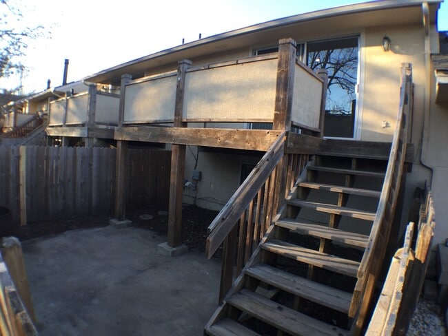 Building Photo - {10919} Quivera Falls Condo + Attached Two...