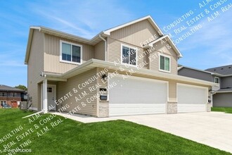 Building Photo - 284 Caspian Ct