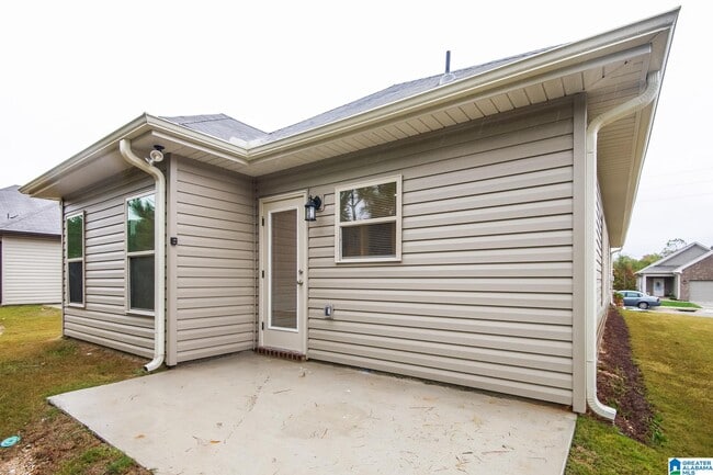 Building Photo - 875 Maple Trce