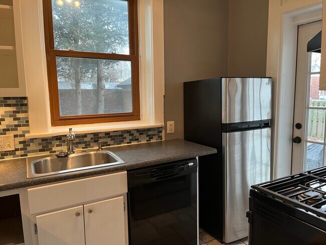 Building Photo - 2251 N 5th St