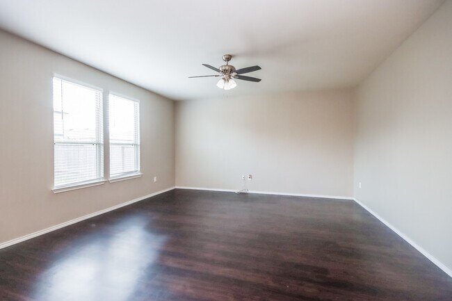 Building Photo - 4411 Windmill Run Dr