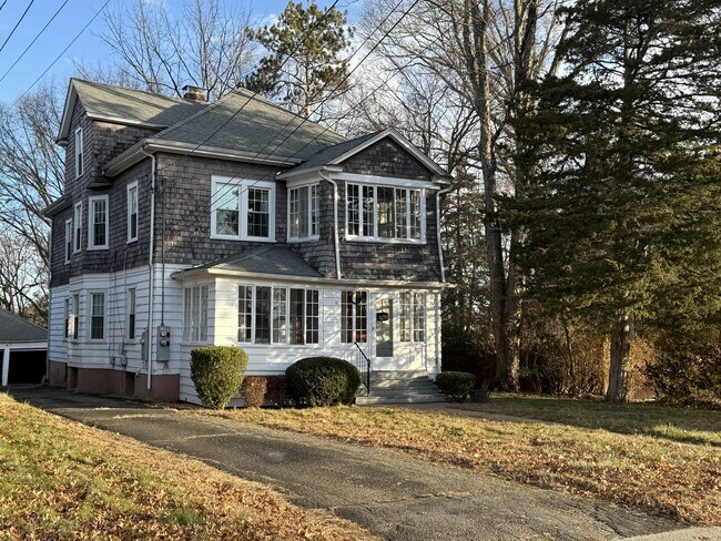 Building Photo - 18 Burgoyne St