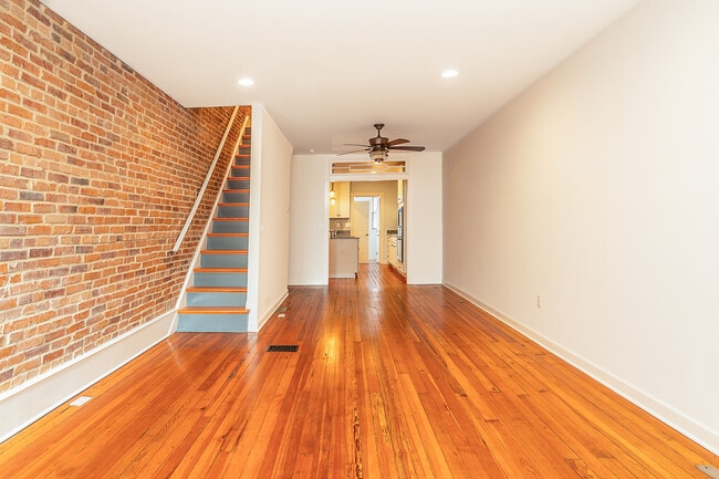 Building Photo - 1242 E Fort Ave