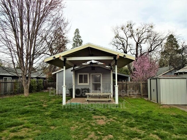 Building Photo - 1187 Warner St