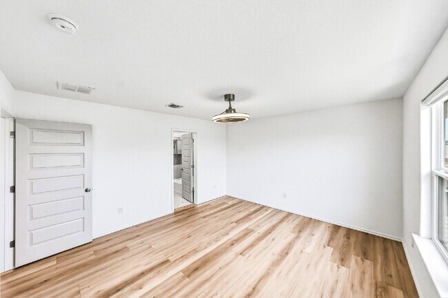 Building Photo - The Home You Will Be Happy to Come Home To.