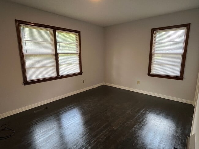 Building Photo - Guntersville, AL Home for Rent!