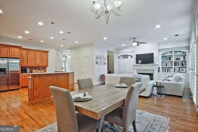 Building Photo - 6245 Spalding Dr