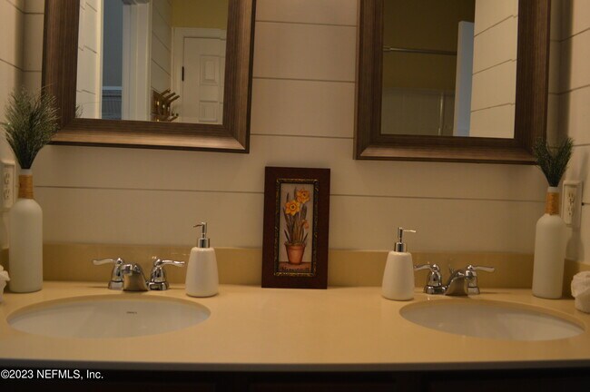 Building Photo - 13348 Ocean Mist Dr