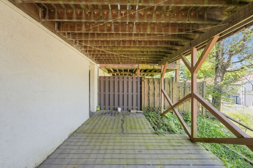 Building Photo - 804 Keely Pl