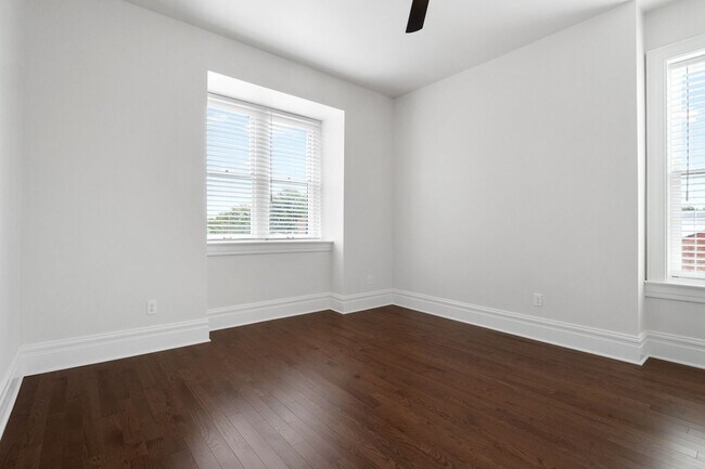 Building Photo - 1300 Sidney St