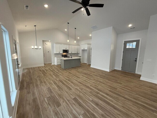 Building Photo - 5538 42nd St