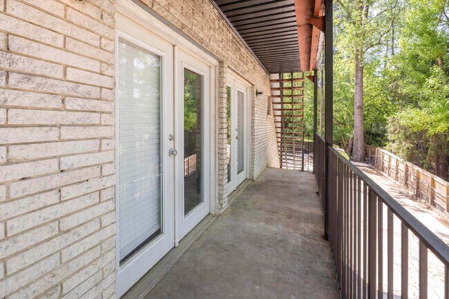 Building Photo - 1676 Briarcliff Rd NE