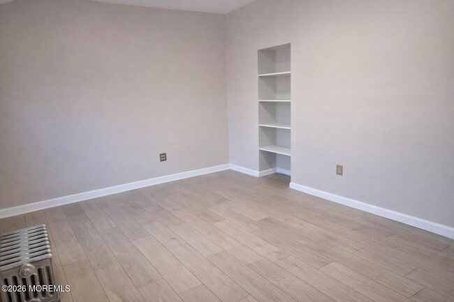 Building Photo - 95 Cedar Hill Ave