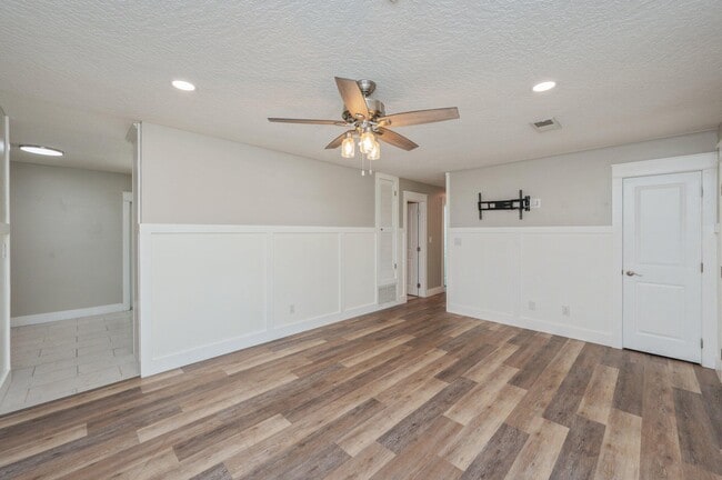 Building Photo - 30 Woodham Ave