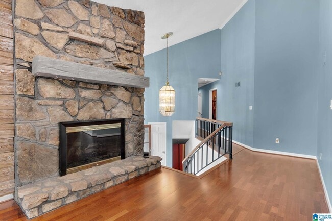 Building Photo - 373 Laredo Dr