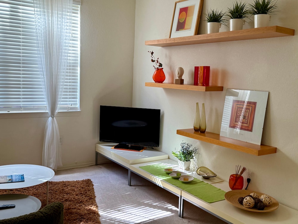 Building Photo - 5693 Star Rush Dr