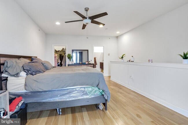 Building Photo - 2629 Cedar St