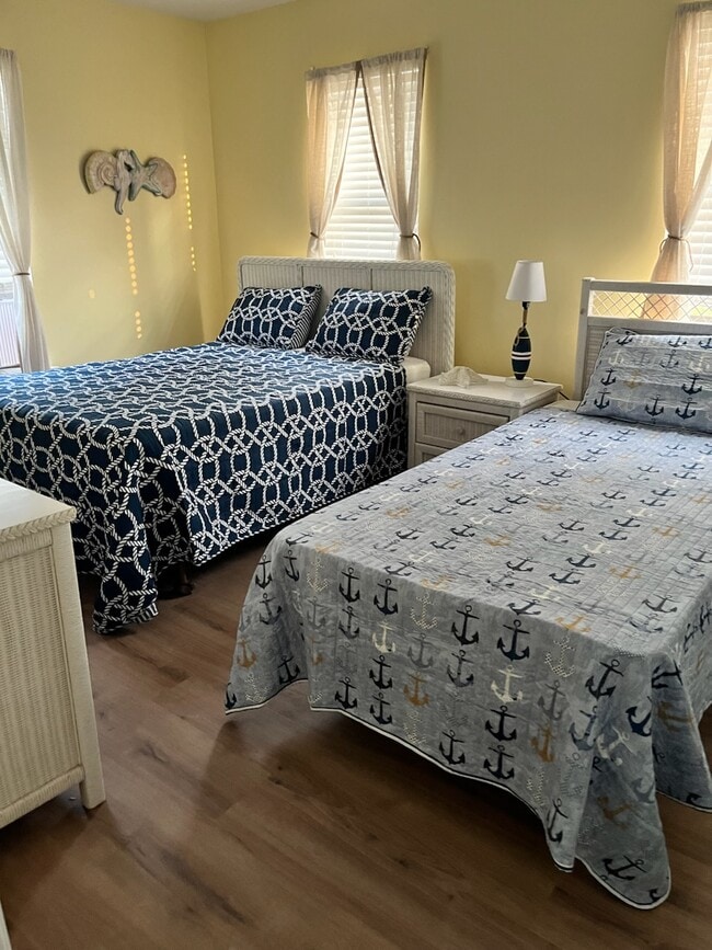 Bedroom #3 - full and twin beds- lower floor - 220 Catherine Ln