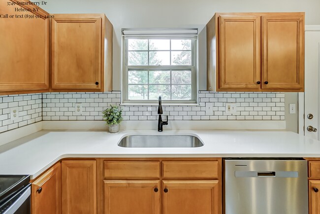 Building Photo - 3749 Sugarberry Dr