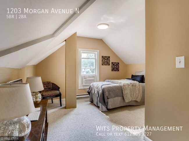 Building Photo - 1203 N Morgan Ave