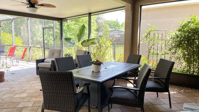 Building Photo - 5 Bedroom 3 Bath Lake Nona Santuary Availa...