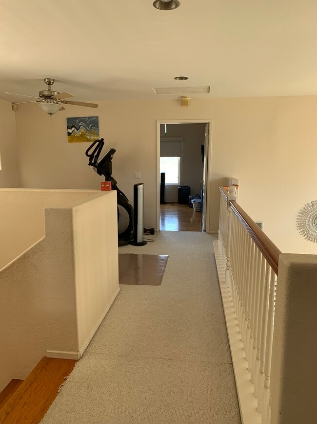 Hallway2 - 18950 Caminito Cantilena