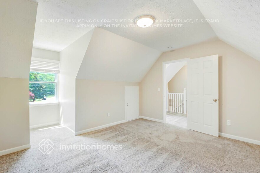 Building Photo - 1741 Shady Creek Ln NE