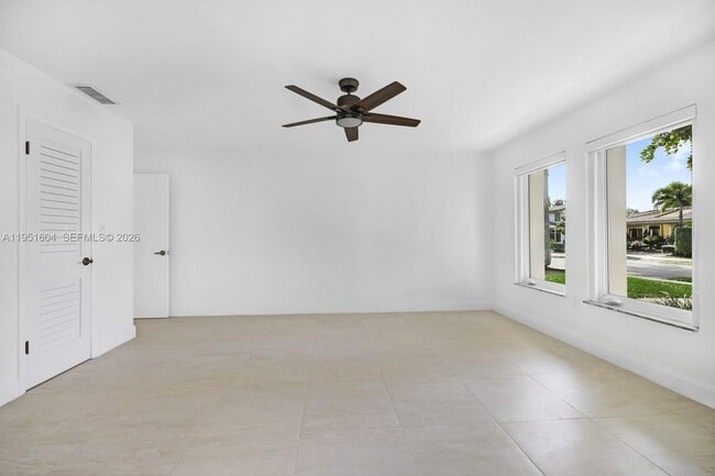 Building Photo - 2045 SW 125th Ct