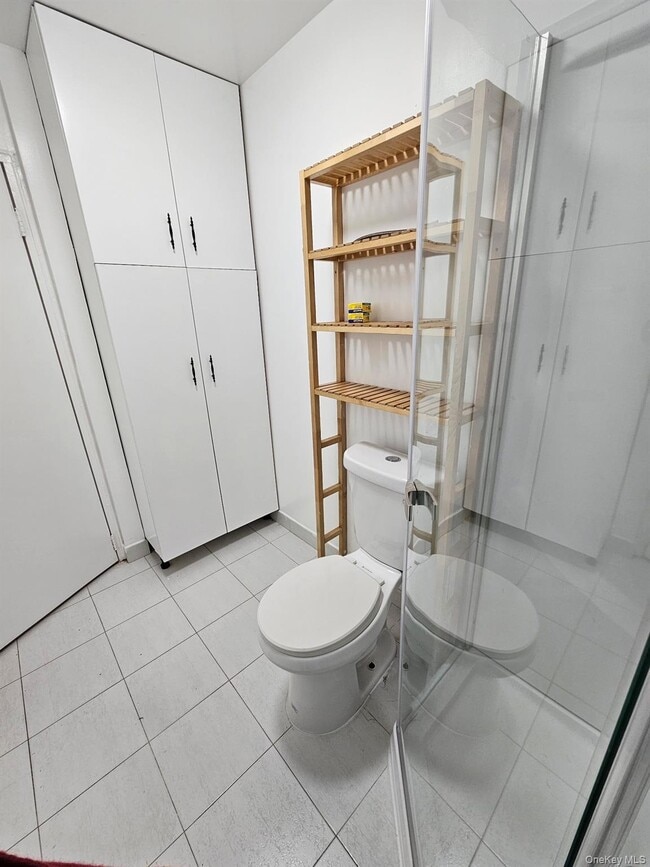 Building Photo - 1259 E 68 St