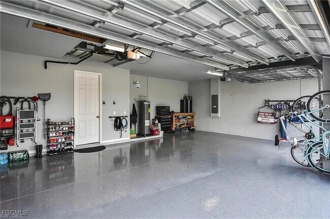 Building Photo - 4117 NW 22nd St